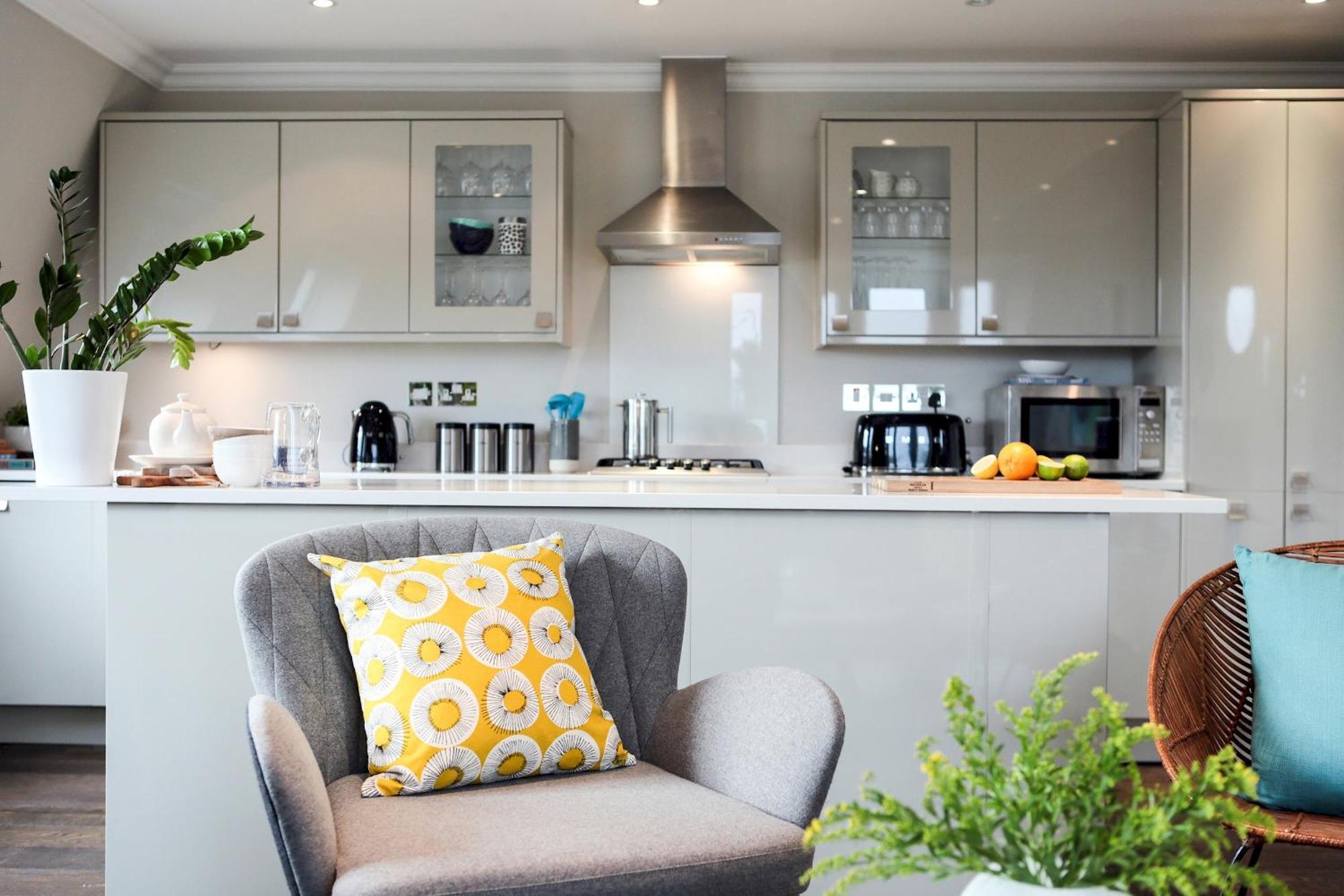 Madison Hill - White Hill House 5 - 3 Bedroom Flat Londen Buitenkant foto