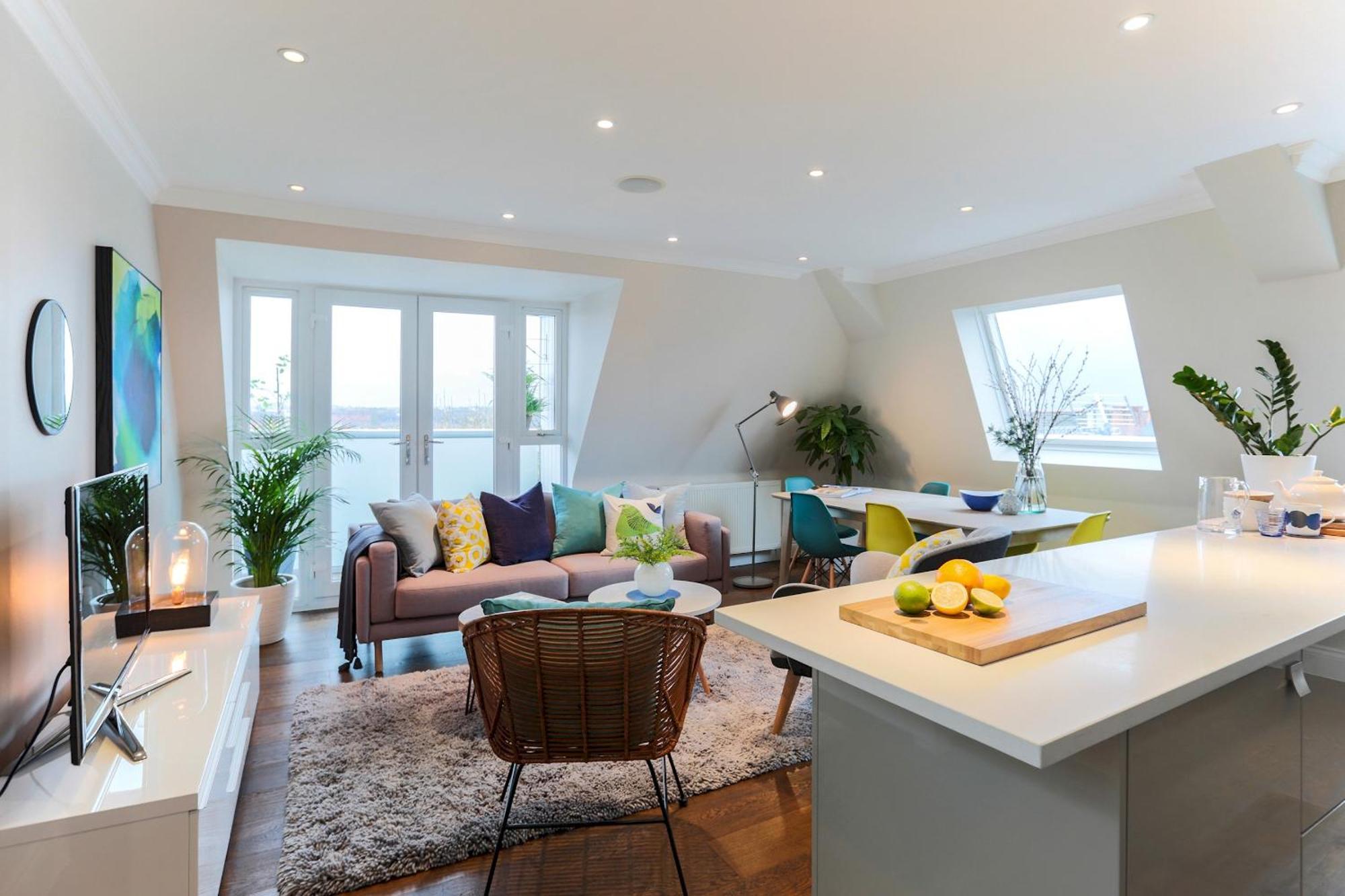 Madison Hill - White Hill House 5 - 3 Bedroom Flat Londen Buitenkant foto